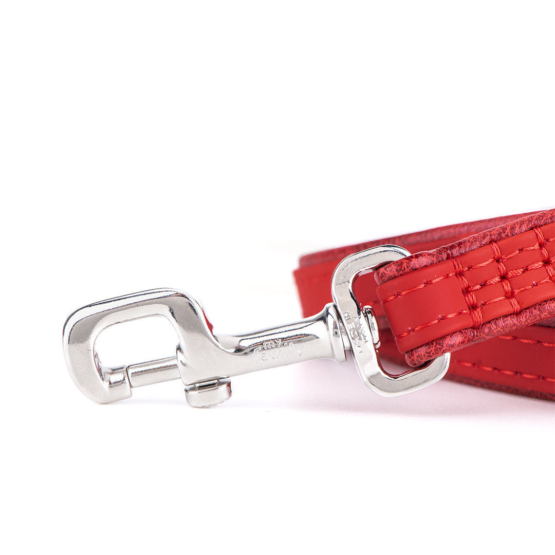 MyFamily Bilbao Dog Leash in Fine Crafted Red Leatherette